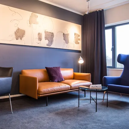 Comwell コリング