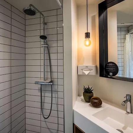 卡姆维尔克尔丁酒店 4* 科灵